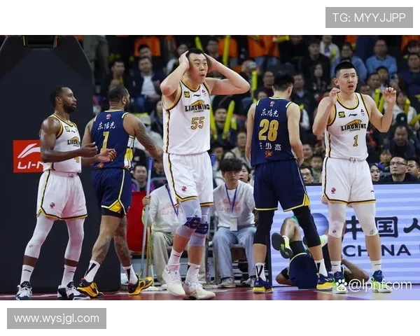 法甲外援表现亮点汇总及其在关键比赛中的决定性作用 法甲外援表现亮点汇总及其在关键比赛中的决定性作用